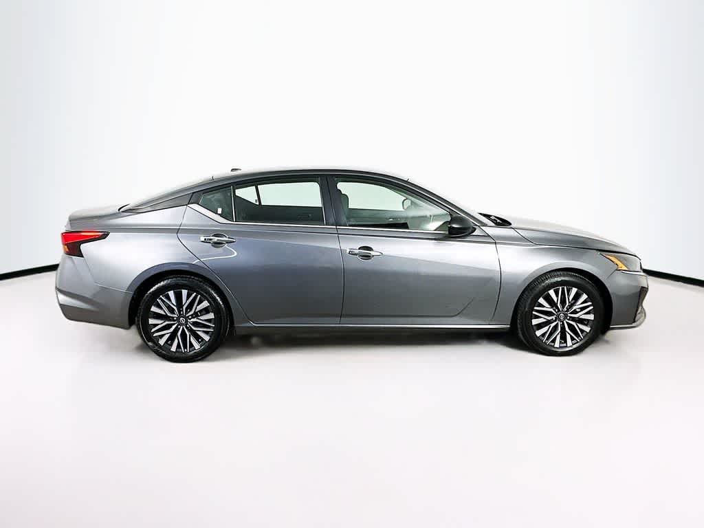 Thumbnail: 2024 Nissan Altima - 25