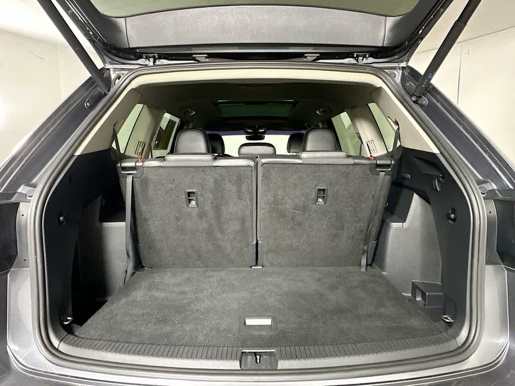 Thumbnail: 2021 Volkswagen Atlas - 21