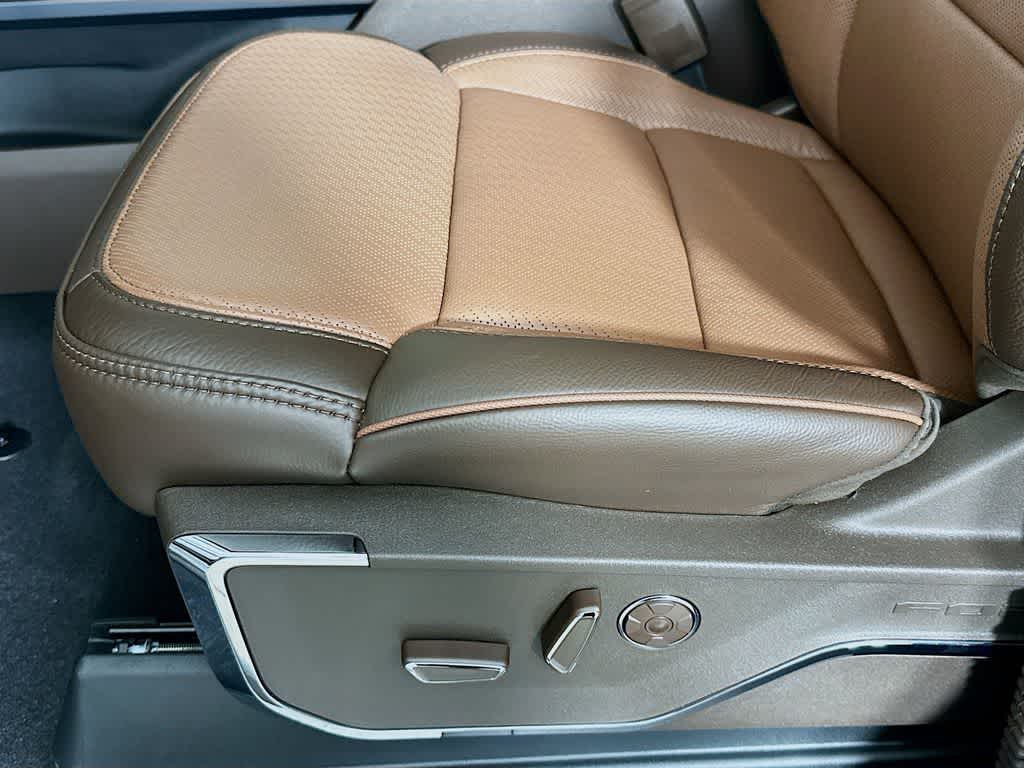 Thumbnail: 2025 Ford F-150 - 32