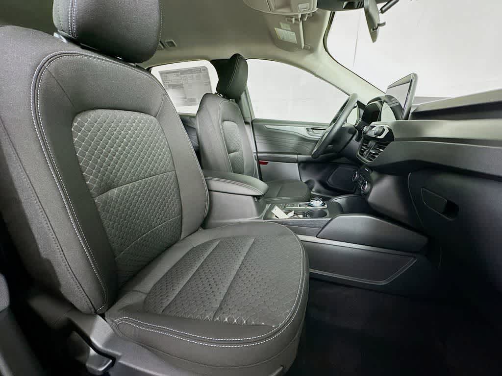 Thumbnail: 2026 Ford Escape - 15