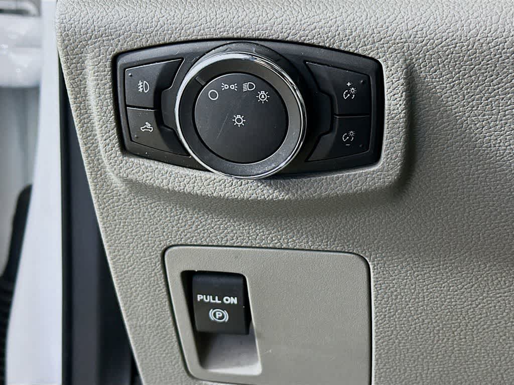 Thumbnail: 2016 Ford F-150 - 25