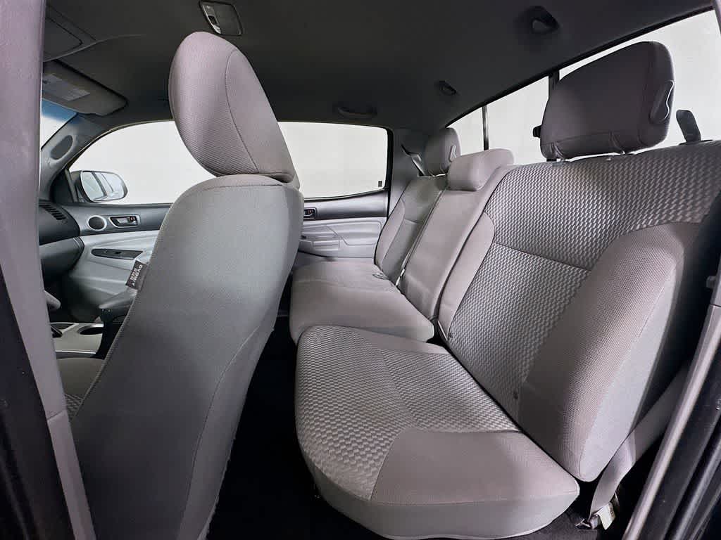 Thumbnail: 2014 Toyota Tacoma - 13