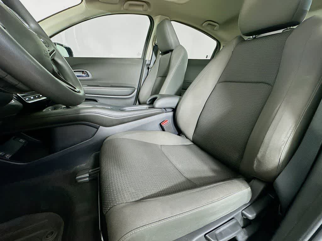 Thumbnail: 2022 Honda HR-V - 12