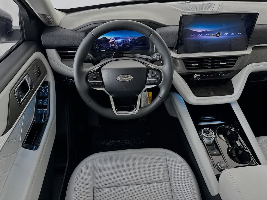 2025 Ford Explorer Platinum 10