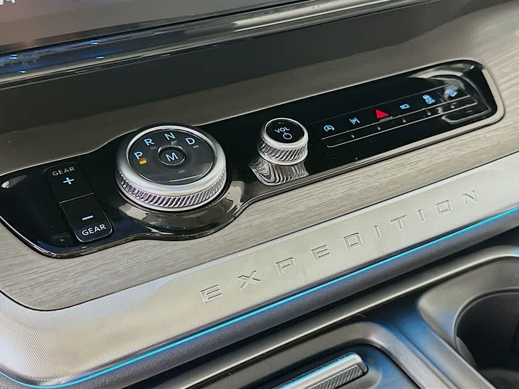 Thumbnail: 2026 Ford Expedition MAX - 18