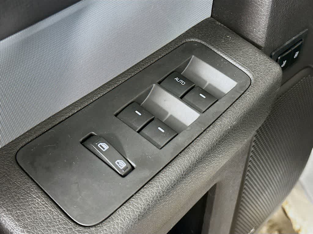 Thumbnail: 2013 Ford Flex - 28