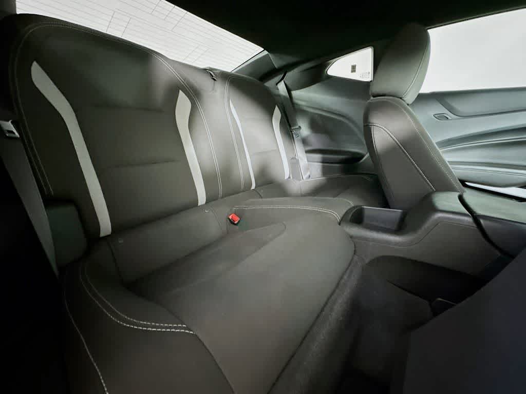Thumbnail: 2020 Chevrolet Camaro - 29