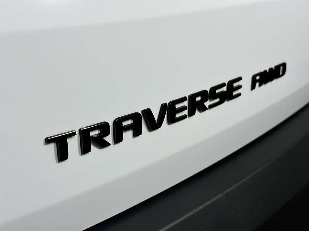 Thumbnail: 2023 Chevrolet Traverse - 7