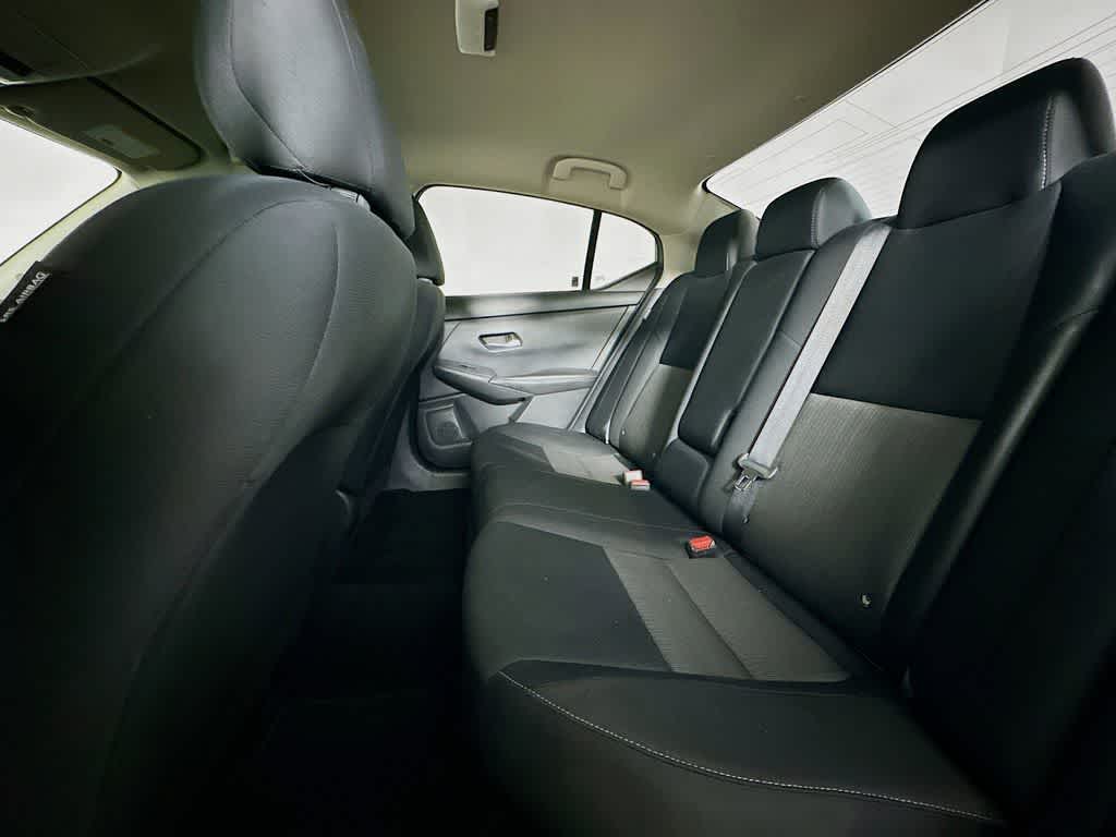 Thumbnail: 2022 Nissan Sentra - 13