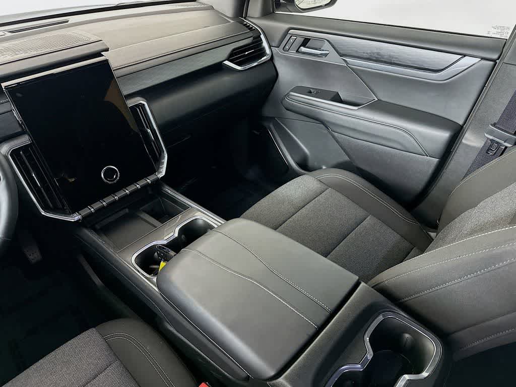 Thumbnail: 2025 GMC Acadia - 11