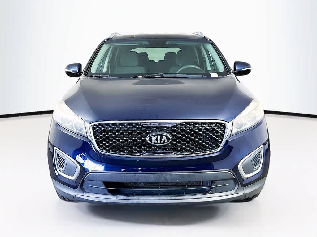 Thumbnail: 2016 Kia Sorento - 6
