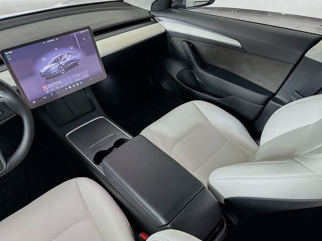 Thumbnail: 2022 Tesla Model 3 - 10