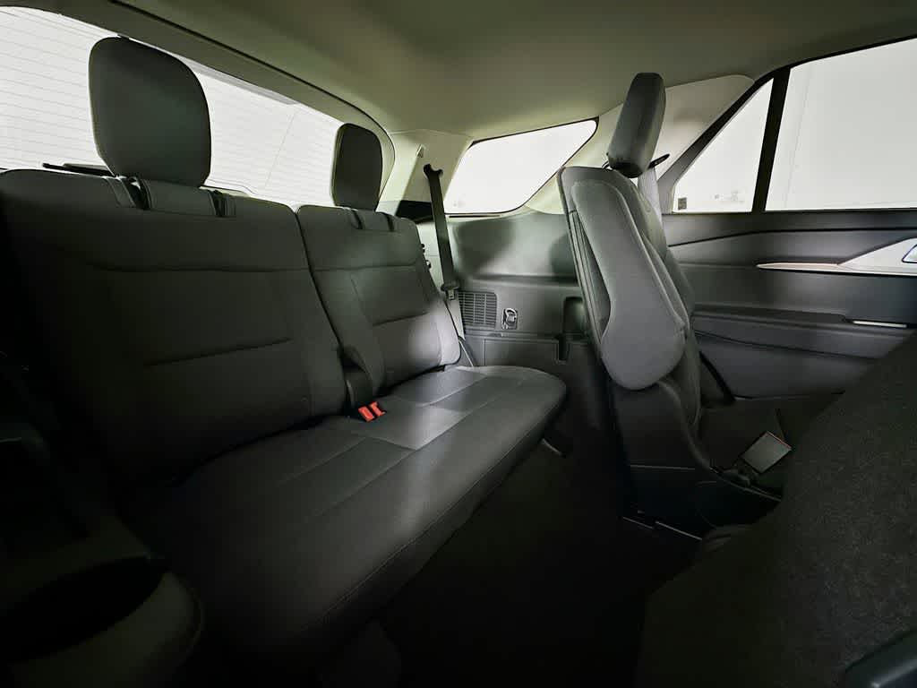 Thumbnail: 2026 Ford Explorer - 32