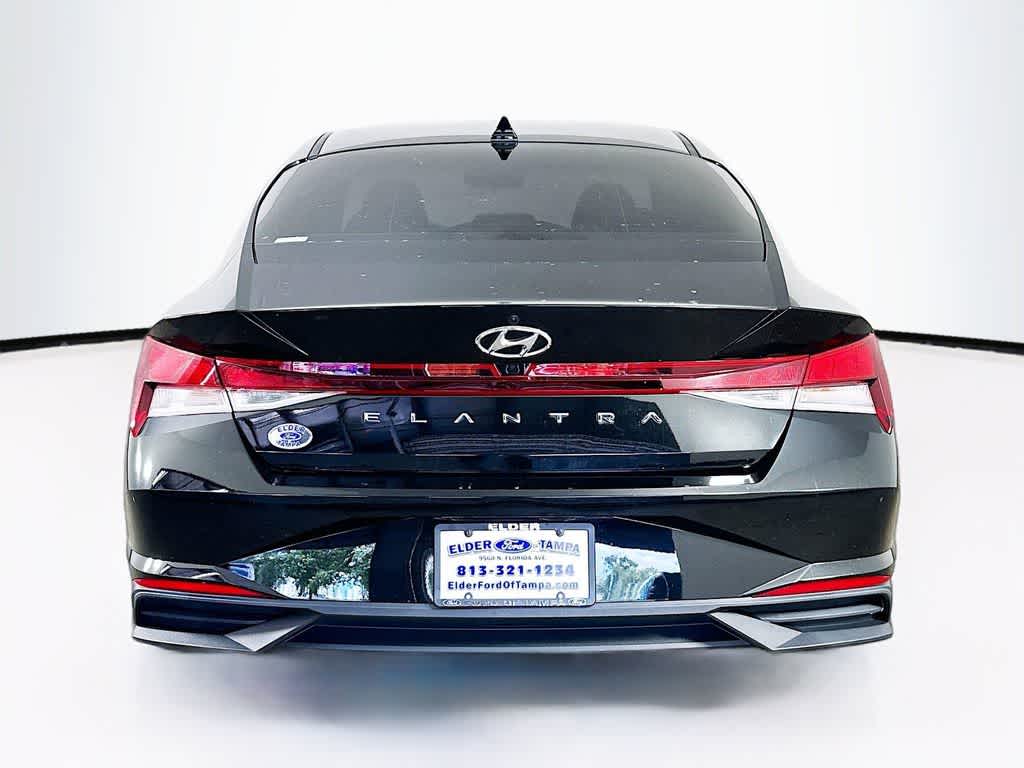 Thumbnail: 2022 Hyundai Elantra - 5