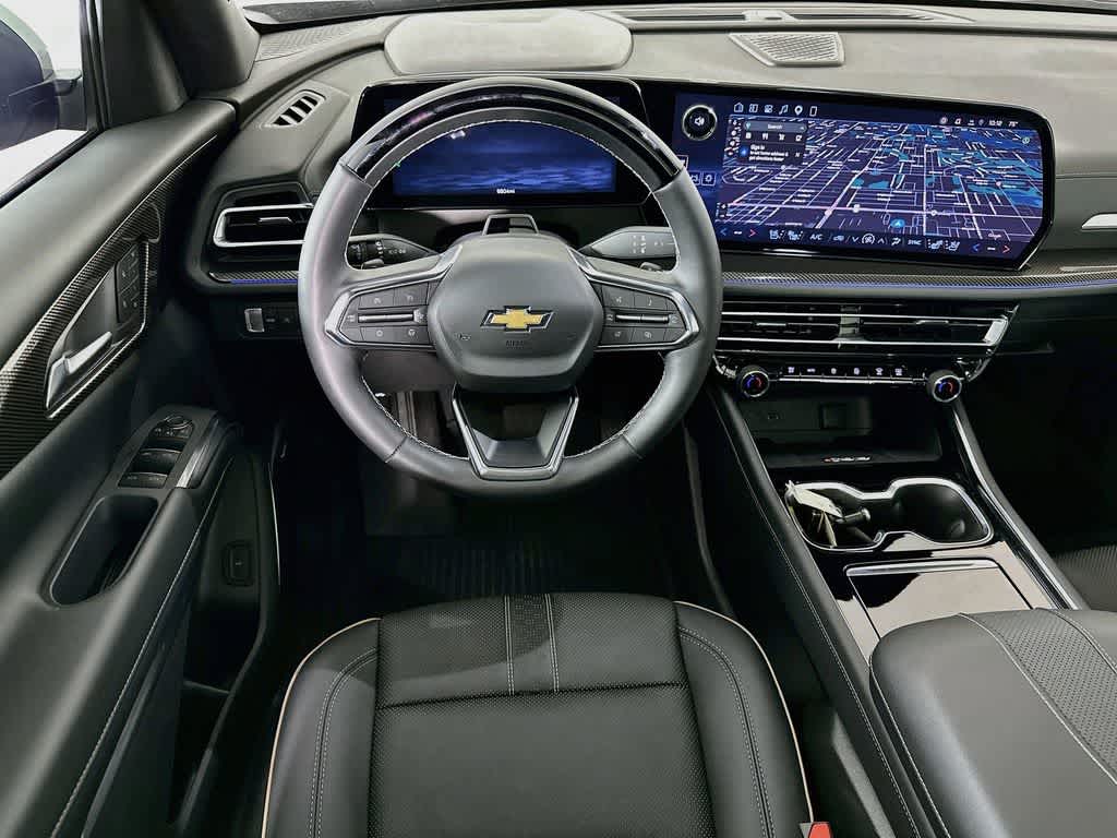 Thumbnail: 2026 Chevrolet Traverse - 10