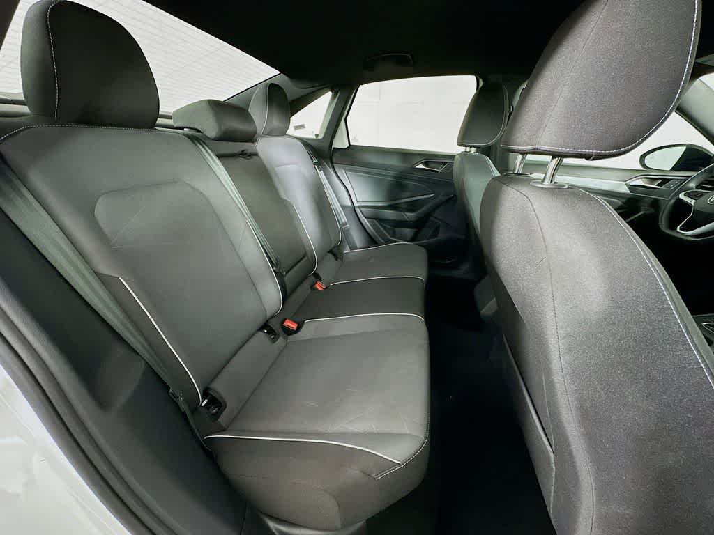 Thumbnail: 2025 Volkswagen Jetta - 28