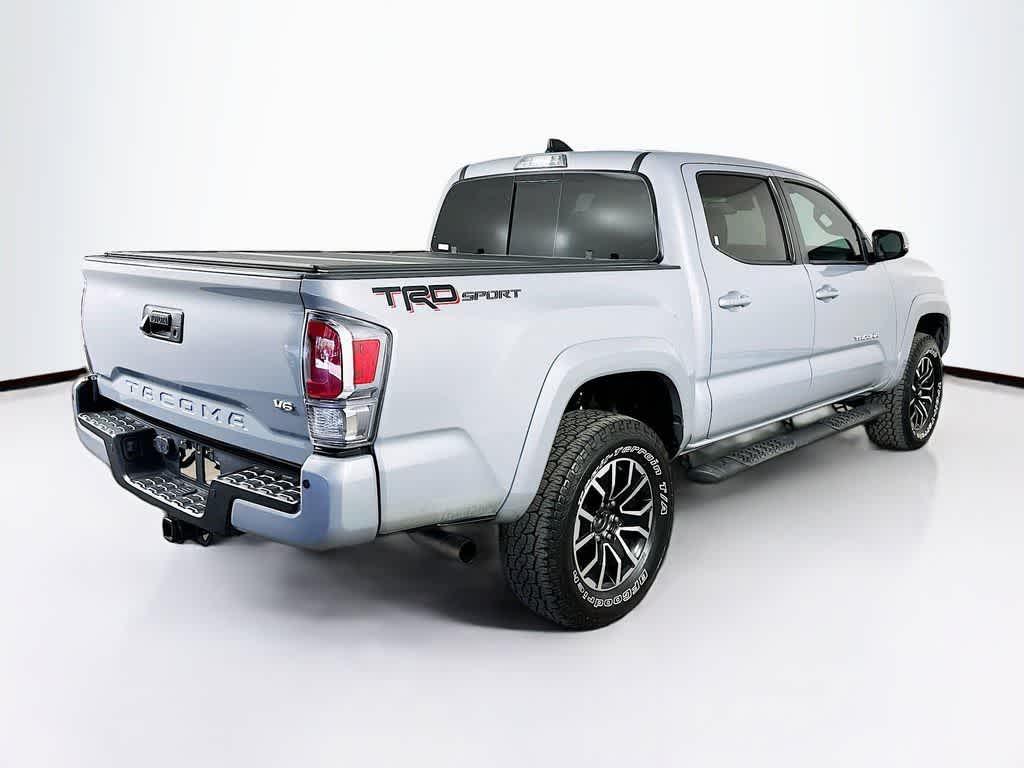 Thumbnail: 2021 Toyota Tacoma - 24