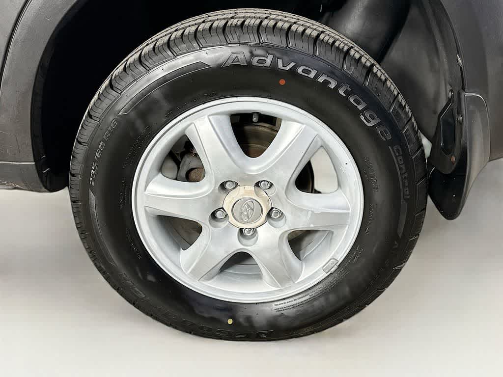 Thumbnail: 2005 Hyundai Tucson - 8