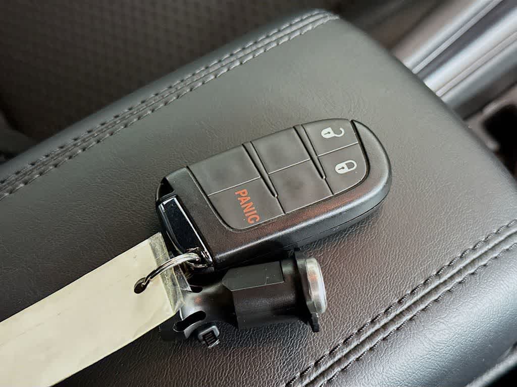 Thumbnail: 2024 Jeep Compass - 22