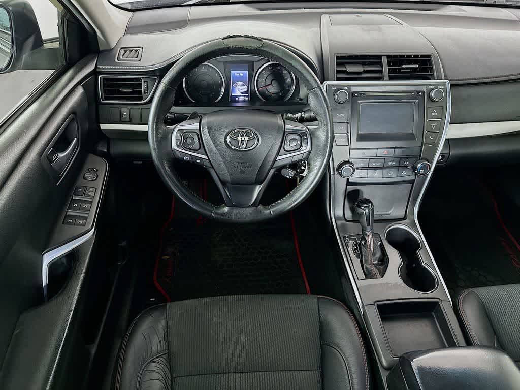 Thumbnail: 2017 Toyota Camry - 10