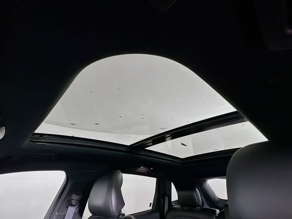 Thumbnail: 2019 Lincoln Nautilus - 32