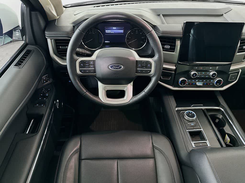 Thumbnail: 2024 Ford Expedition - 10