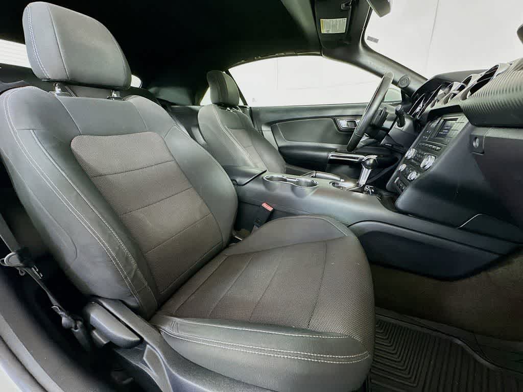 Thumbnail: 2016 Ford Mustang - 13