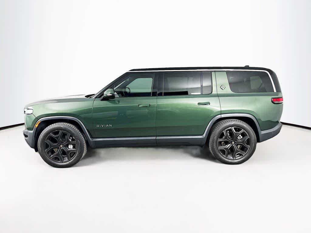 Thumbnail: 2025 Rivian R1S - 3