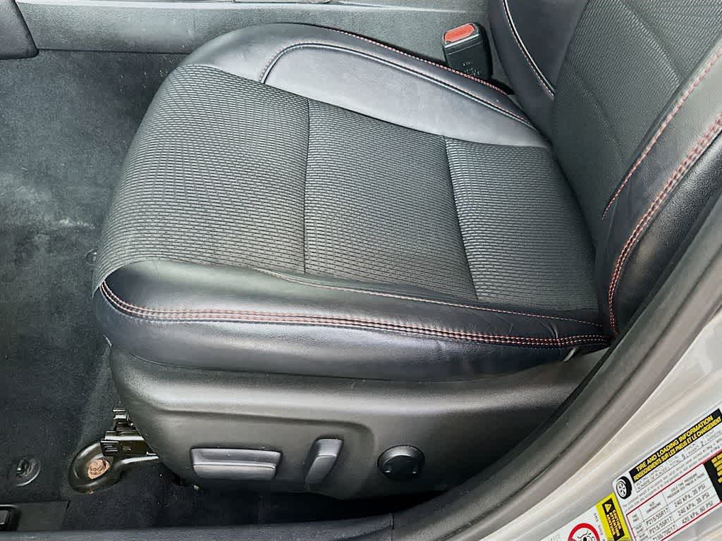 Thumbnail: 2017 Toyota Camry - 28