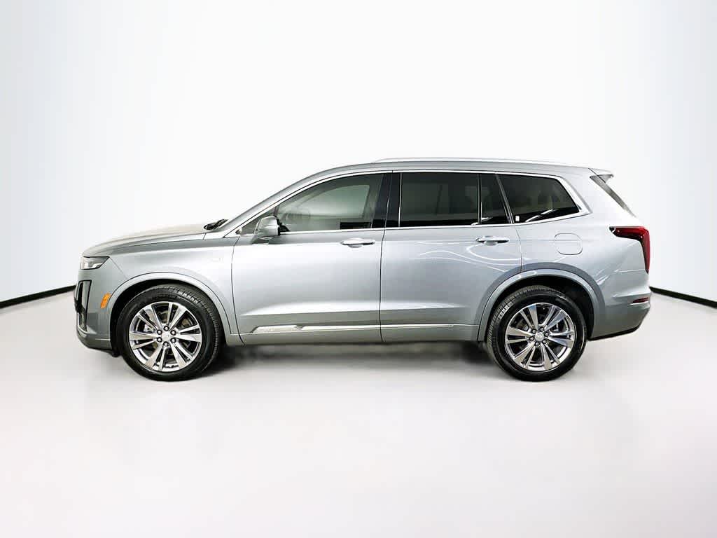 Thumbnail: 2023 Cadillac XT6 - 3