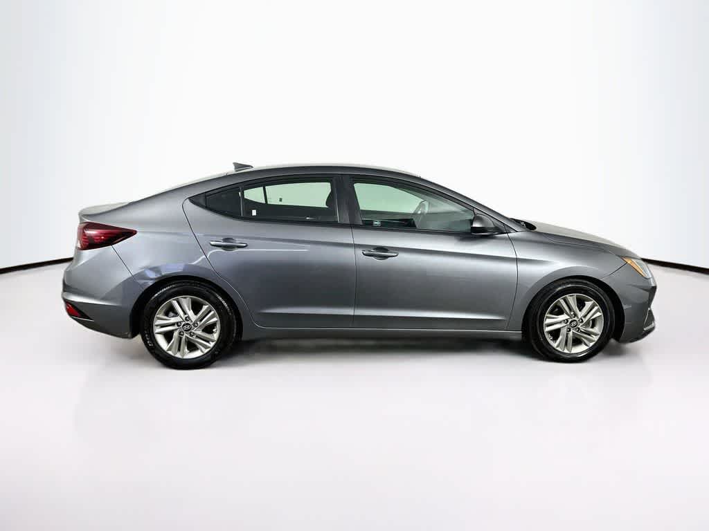 Thumbnail: 2019 Hyundai Elantra - 24