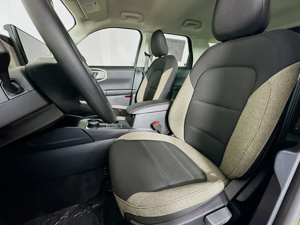 Thumbnail: 2025 Ford Bronco Sport - 12