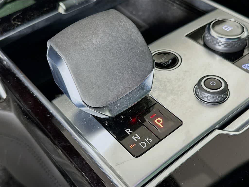 Thumbnail: 2023 Land Rover Range Rover - 19