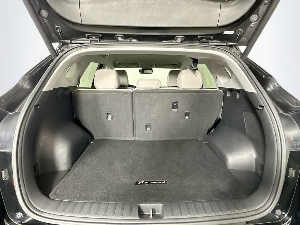 Thumbnail: 2021 Hyundai Tucson - 21