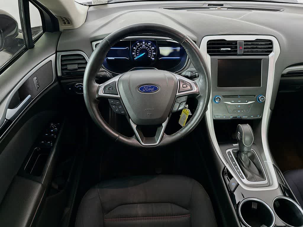 Thumbnail: 2013 Ford Fusion - 9