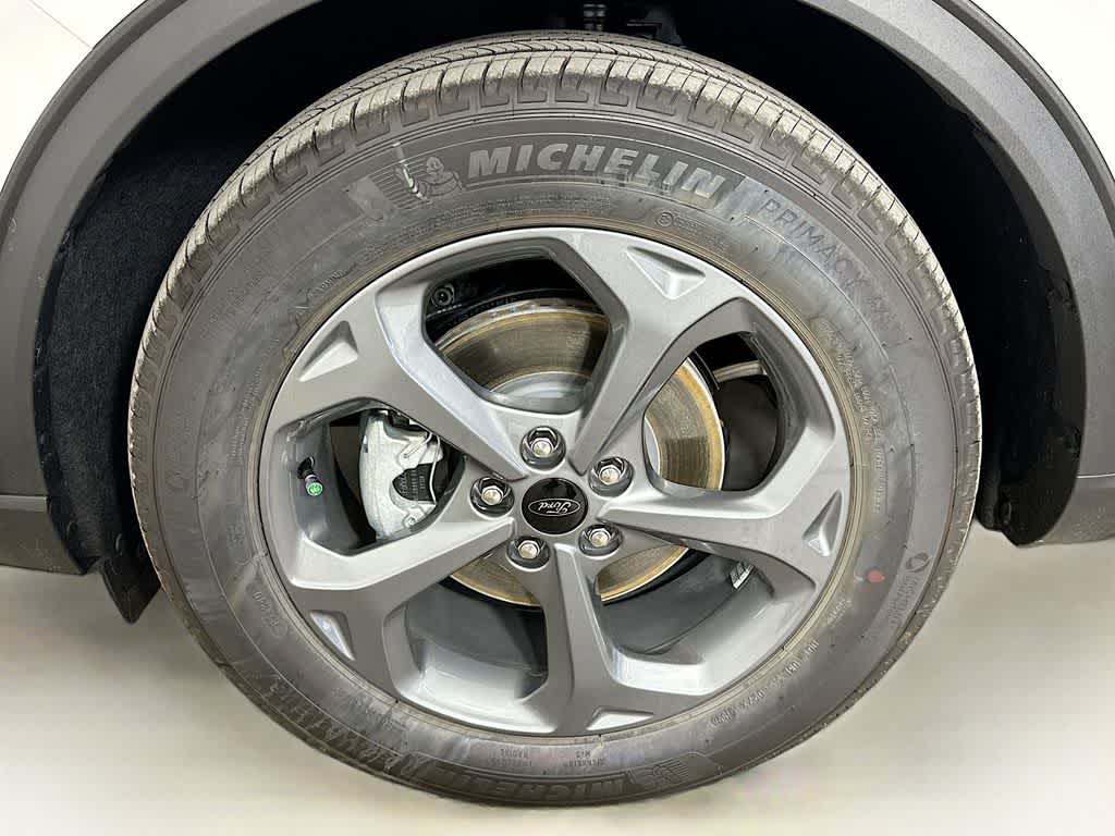 Thumbnail: 2025 Ford Escape - 8