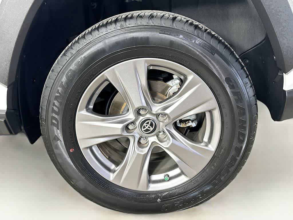 Thumbnail: 2024 Toyota RAV4 - 8