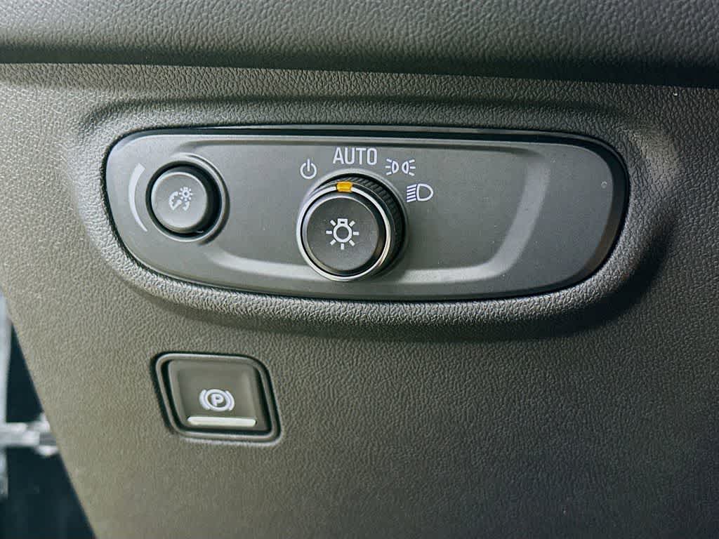 Thumbnail: 2021 GMC Terrain - 26