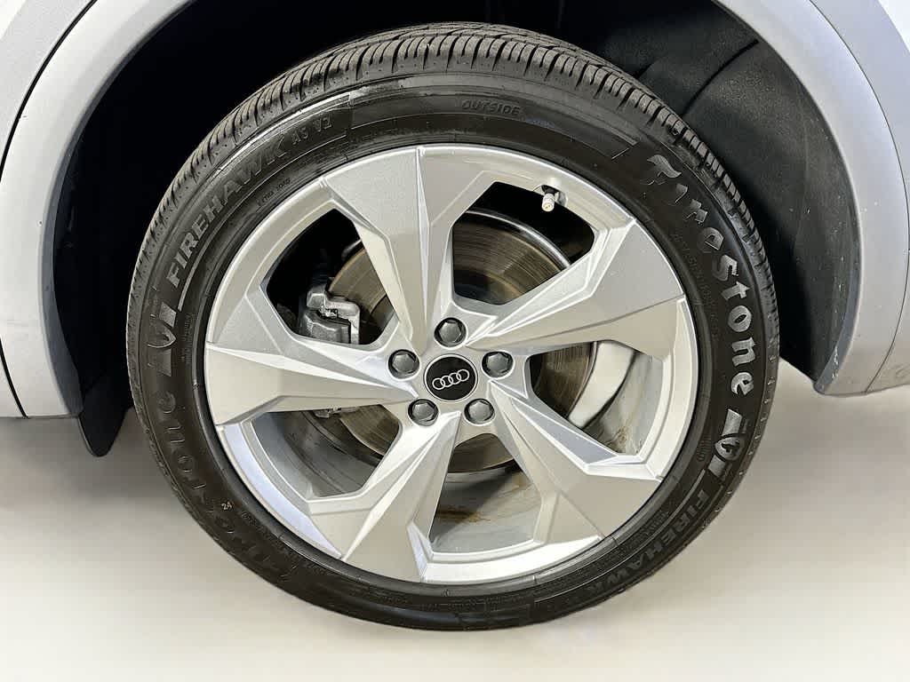 Thumbnail: 2023 Audi Q5 - 8