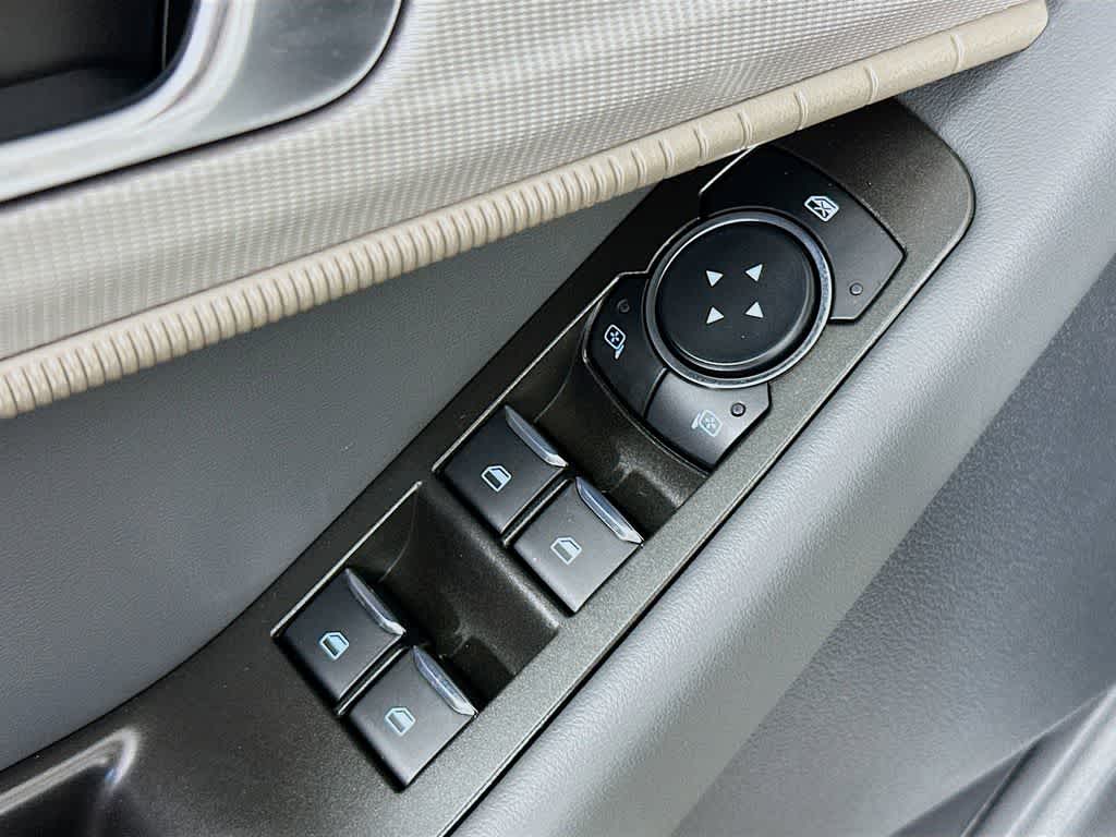 Thumbnail: 2025 Ford Explorer - 29