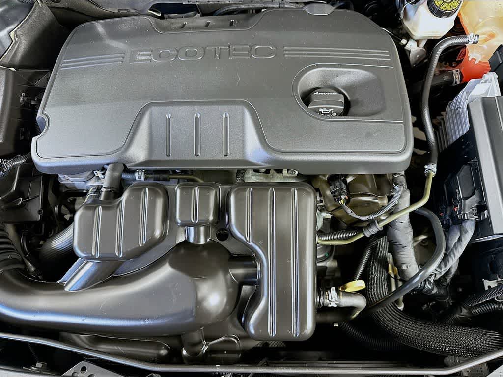 Thumbnail: 2014 Buick Verano - 9