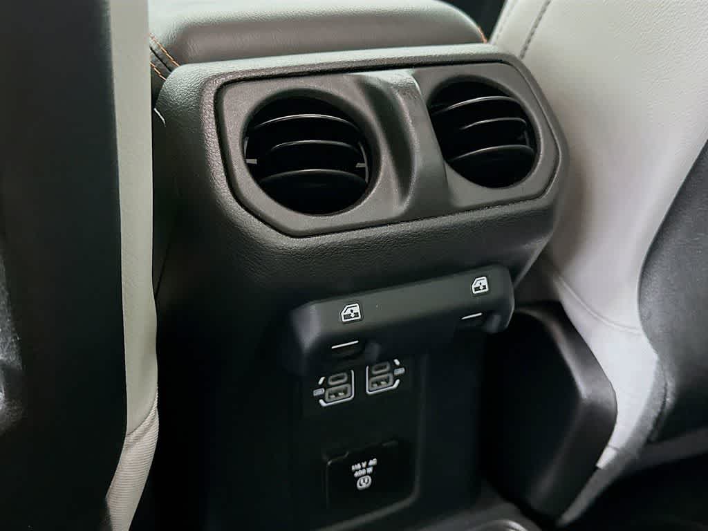 Thumbnail: 2021 Jeep Gladiator - 13