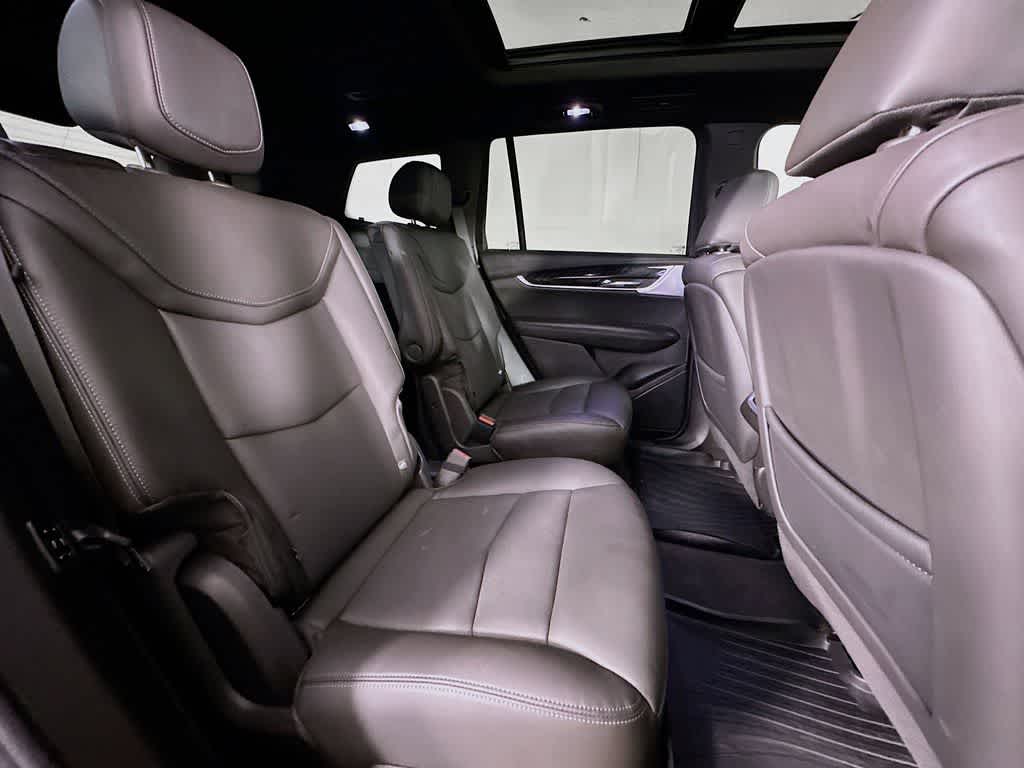 Thumbnail: 2024 Cadillac XT6 - 35