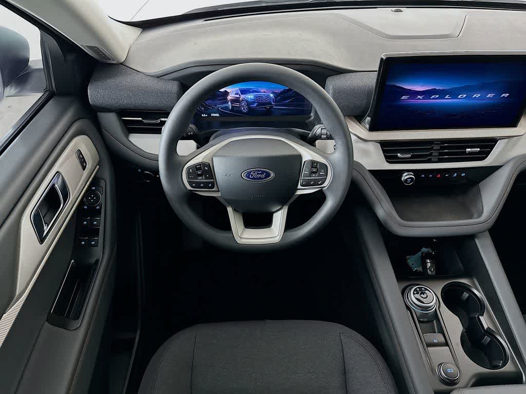 Thumbnail: 2026 Ford Explorer - 9