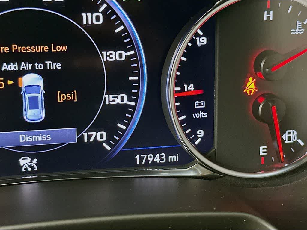 Thumbnail: 2023 Chevrolet Blazer - 20