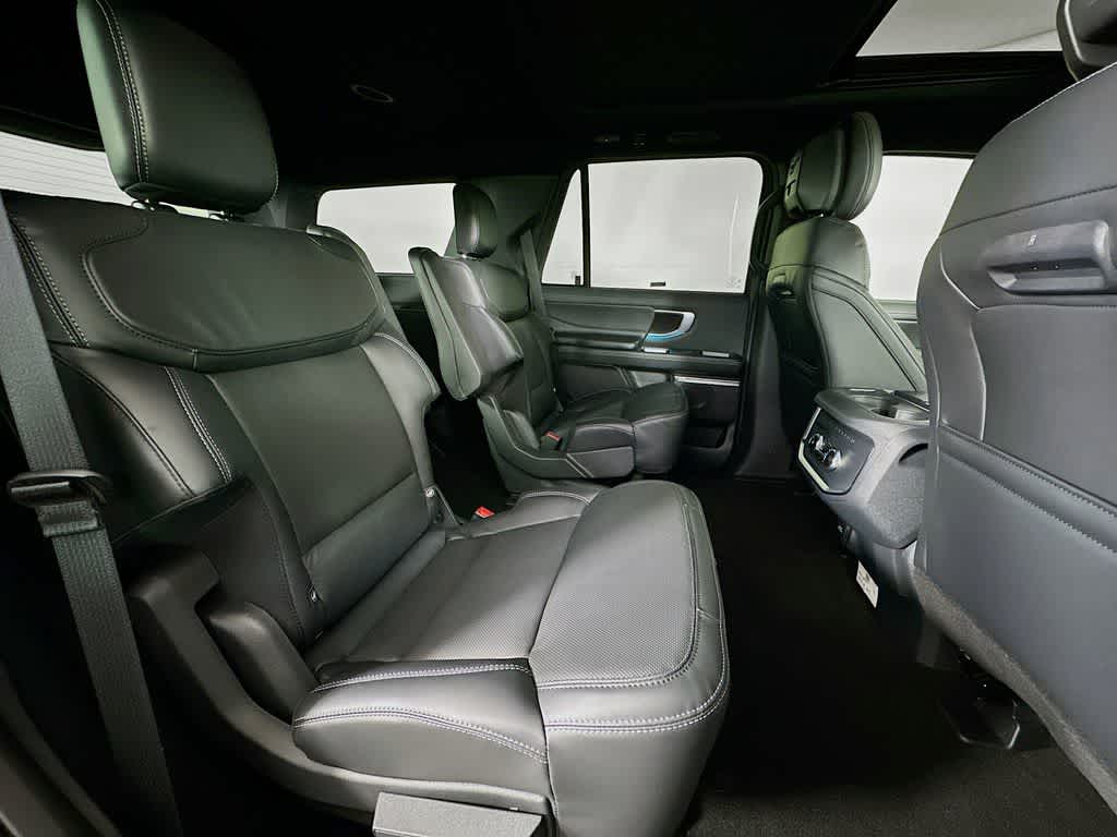 Thumbnail: 2026 Ford Expedition - 34