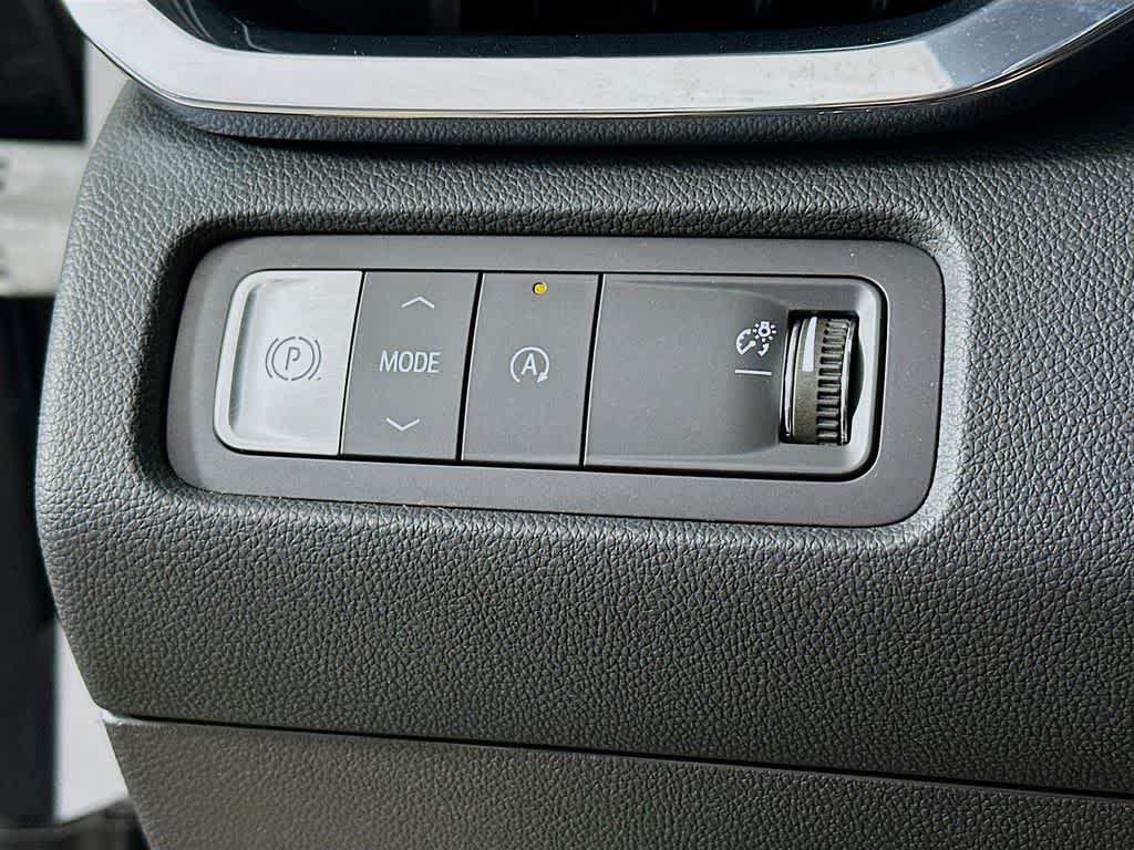 Thumbnail: 2025 GMC Acadia - 27