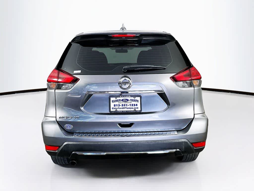 Thumbnail: 2017 Nissan Rogue - 5