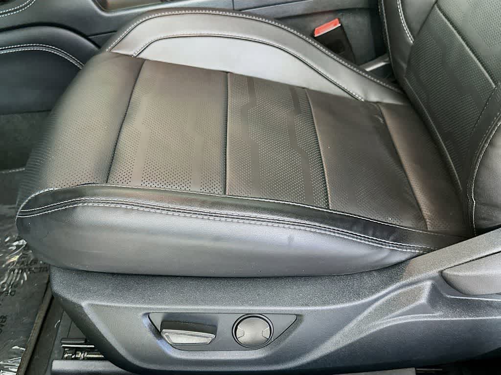 Thumbnail: 2022 Ford Mustang - 29