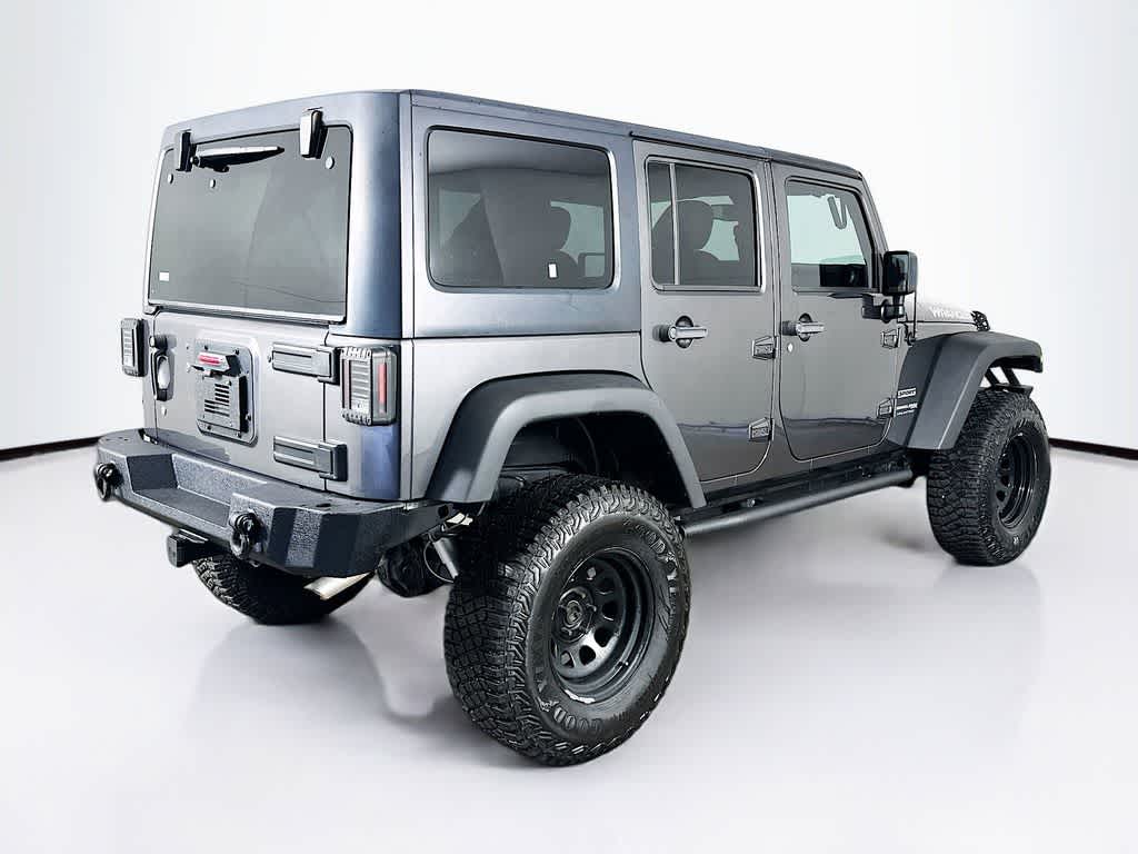 Thumbnail: 2018 Jeep Wrangler - 24